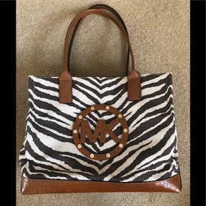 NWOT MK Canvas Zebra Bag w/ wooden emblem